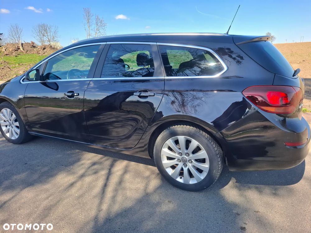 Opel Astra 1.7 CDTI Cosmo - 6