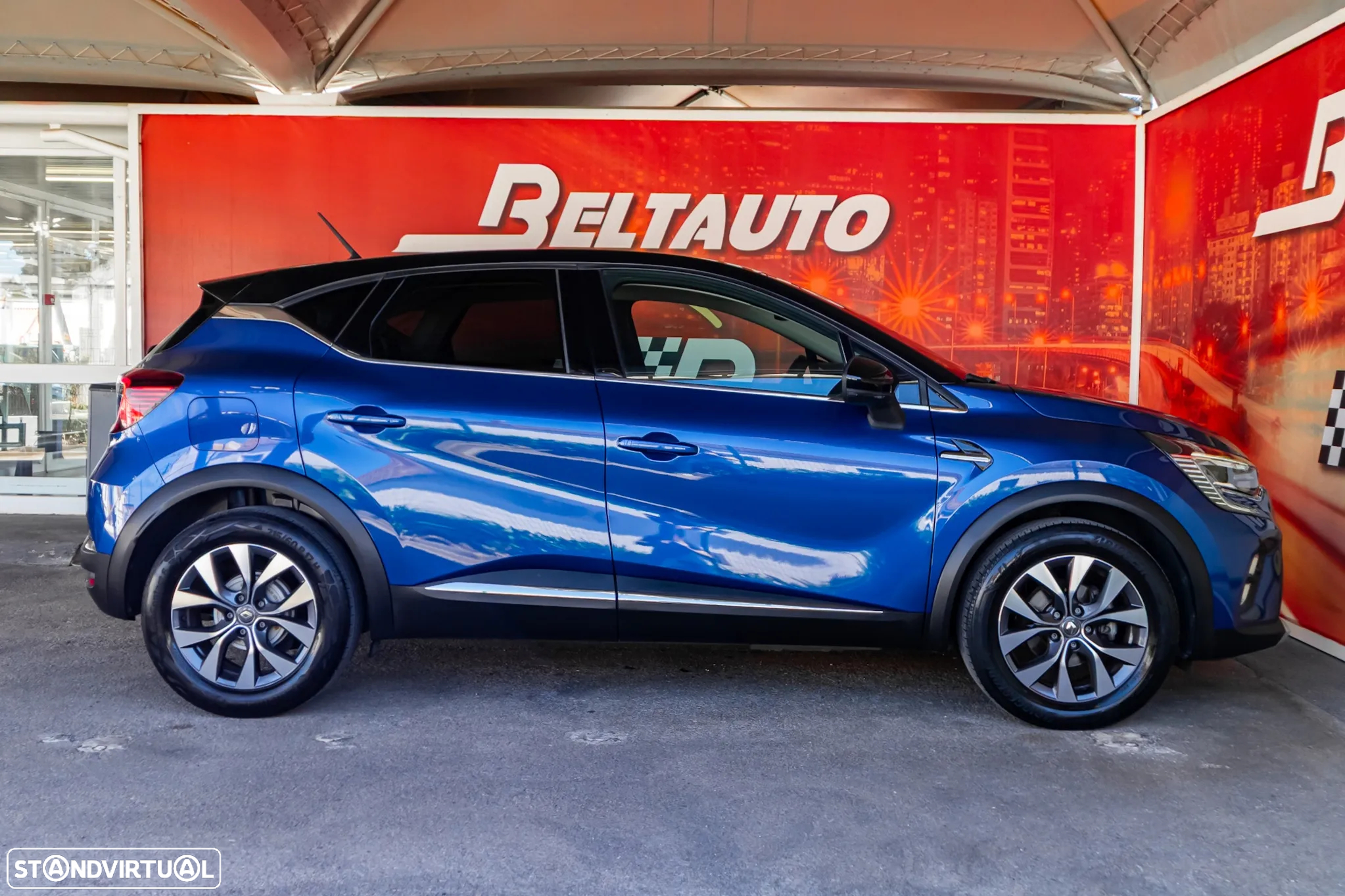 Renault Captur 1.0 TCe Exclusive - 4