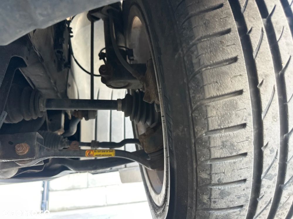 BMW X3 2.0i - 22