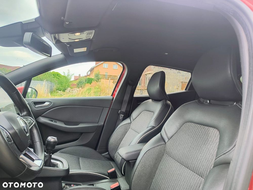 Renault Clio - 22