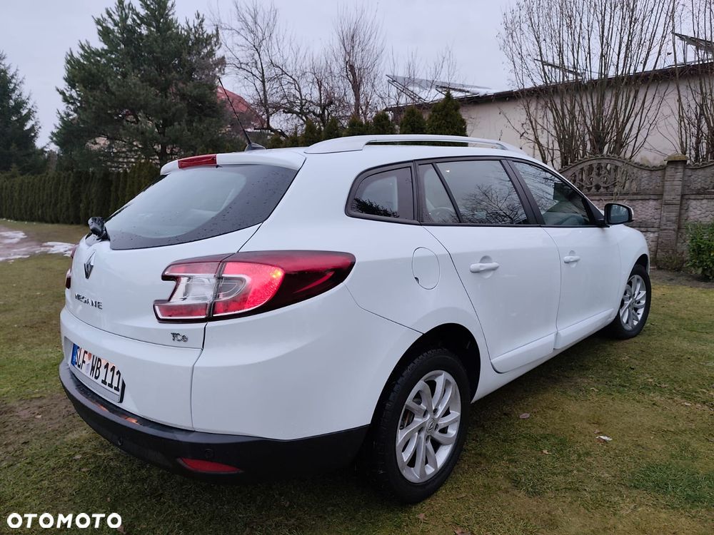 Renault Megane ENERGY TCe 115 Start & Stop Bose Edition - 8