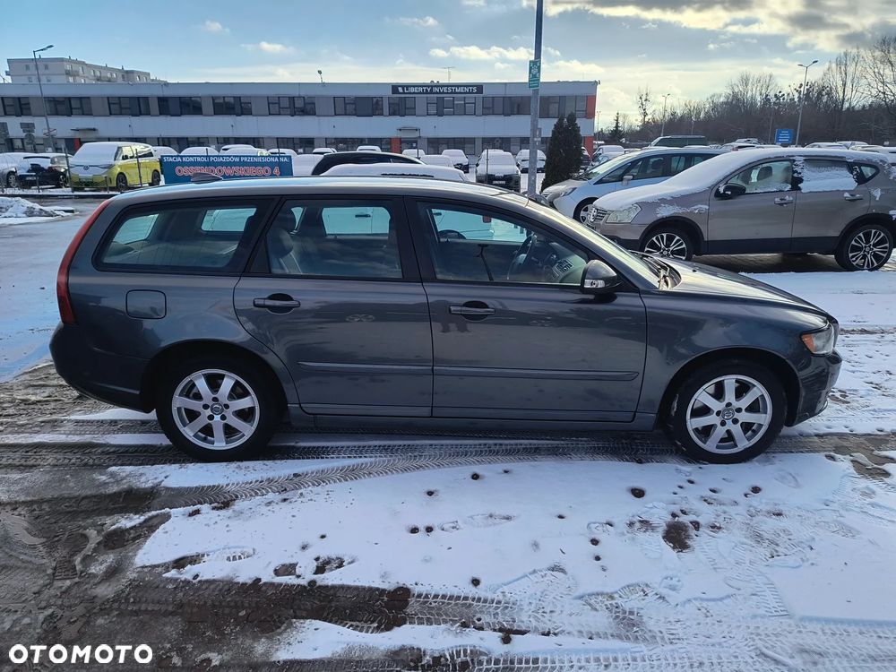 Volvo V50 D3 Kinetic - 4