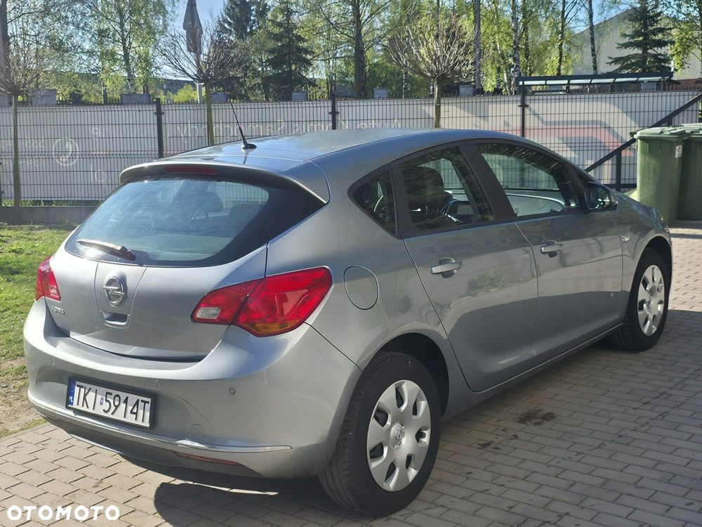 Opel Astra - 3