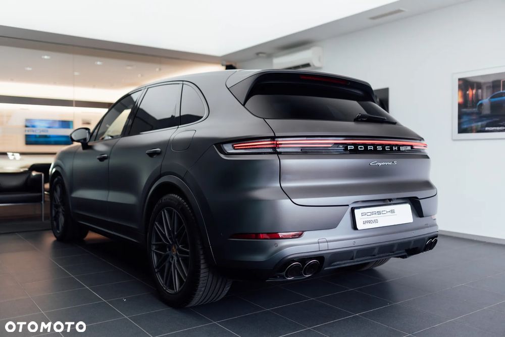 Porsche Cayenne S E-Hybrid PHEV - 13