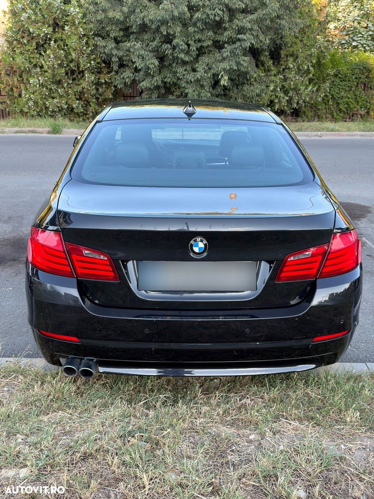 BMW Seria 5 530d xDrive AT - 6