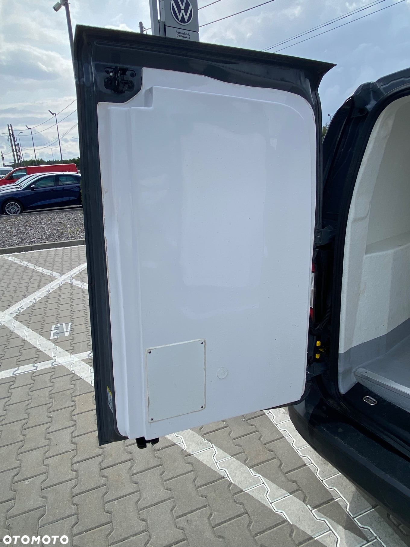 Volkswagen Caddy - 15
