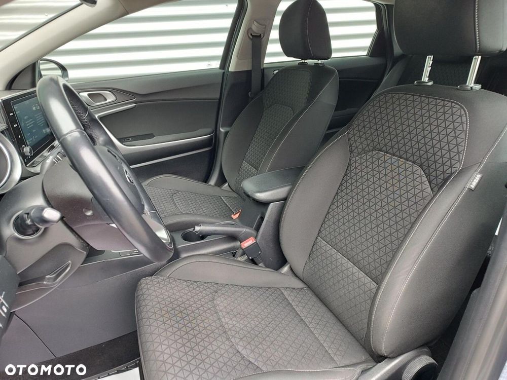 Kia Ceed 1.4 T-GDI M - 32