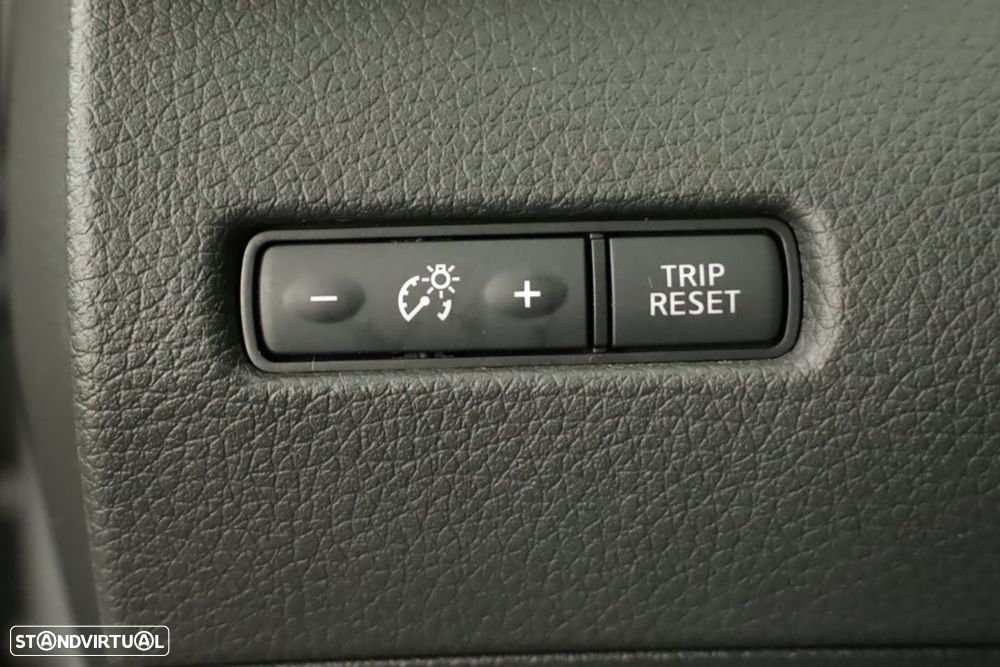 Nissan Qashqai 1.3 DIG-T N-Connecta - 19