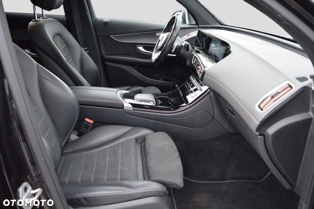 Mercedes-Benz EQC 400 4-Matic Sport - 23