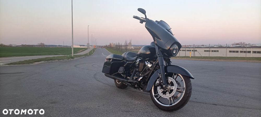 Harley-Davidson Touring Street Glide - 6