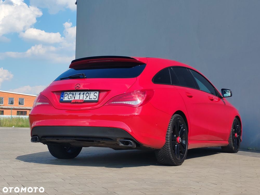 Mercedes-Benz CLA 220 d 7G-DCT Urban - 33