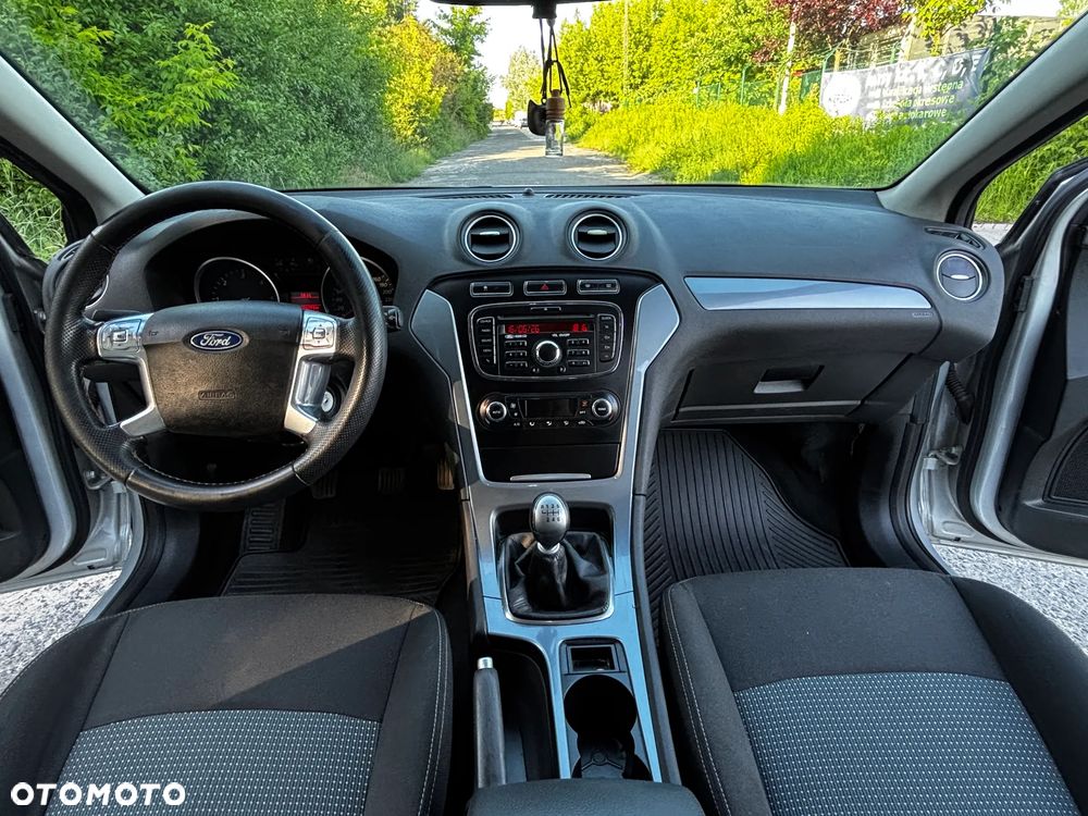 Ford Mondeo 1.8 TDCi Ambiente - 15