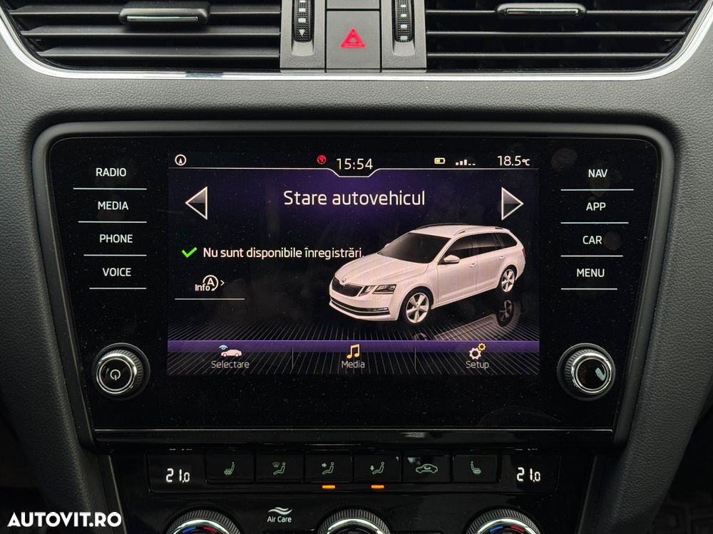 Skoda Octavia 2.0 TDI DSG Style - 25