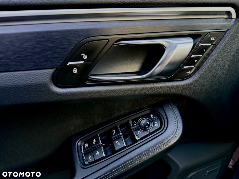 Porsche Macan GTS PDK - 19