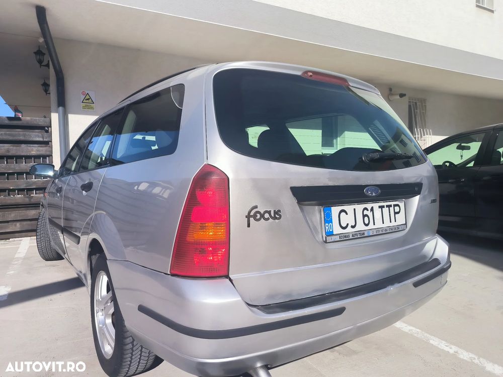 Ford Focus 1.8TDDI Ghia - 3