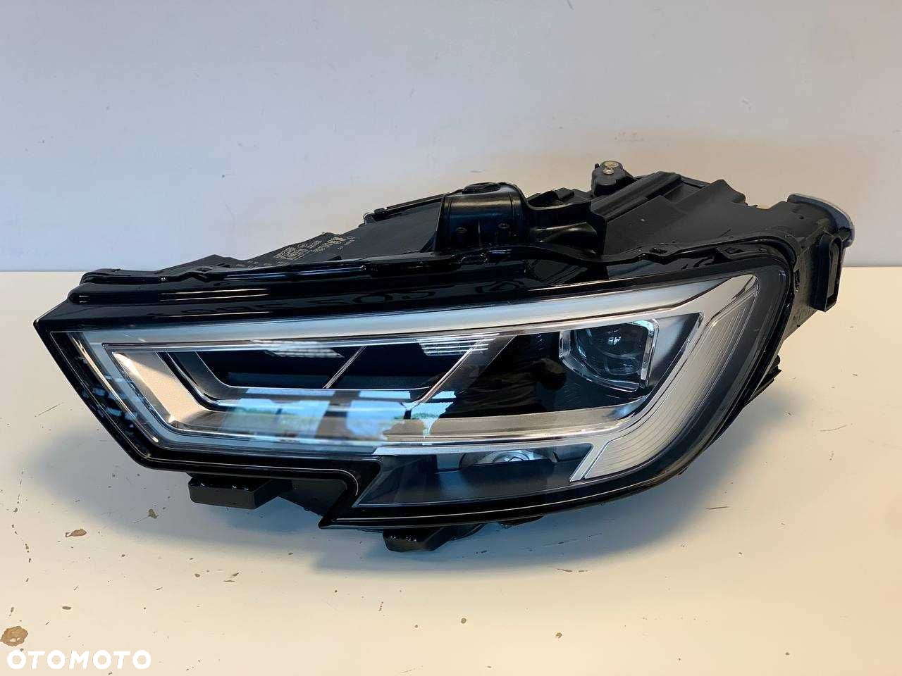 Prawa Lewa Lampa Reflektor AUDI A3 S3 8V0 Full led - 6