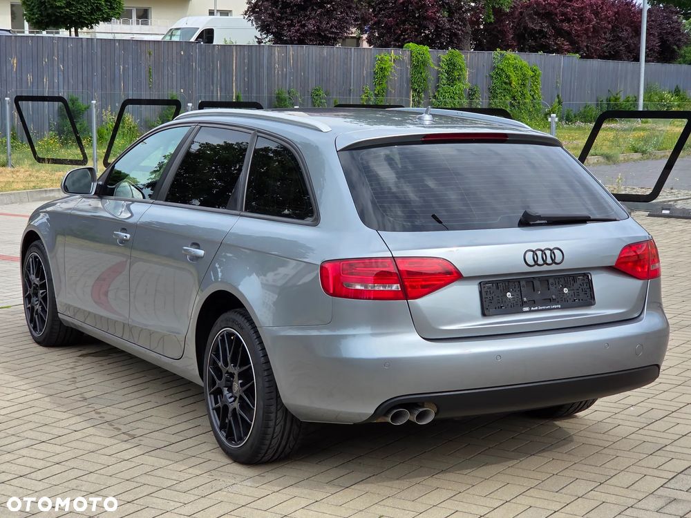 Audi A4 Avant 2.0 TDI DPF Ambiente - 3