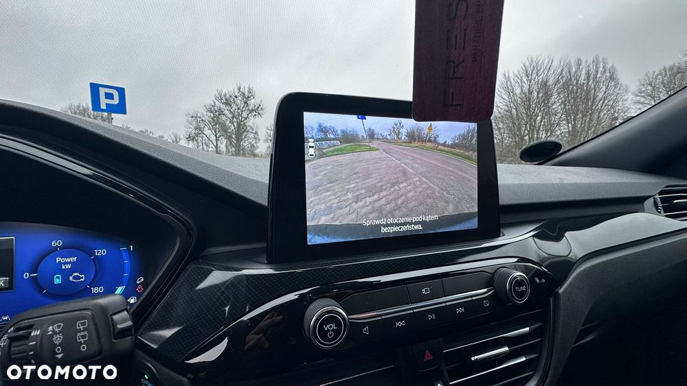 Ford Kuga 2.5 Duratec PHEV ST-LINE X - 31