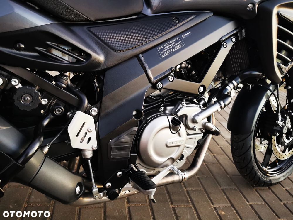 Suzuki DL - 16
