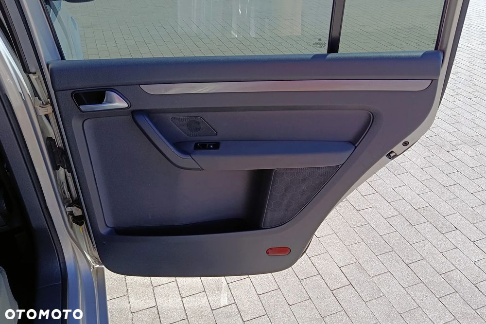Volkswagen Touran 1.4 TSI DSG Comfortline - 33
