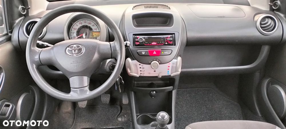 Toyota Aygo x-pose - 35