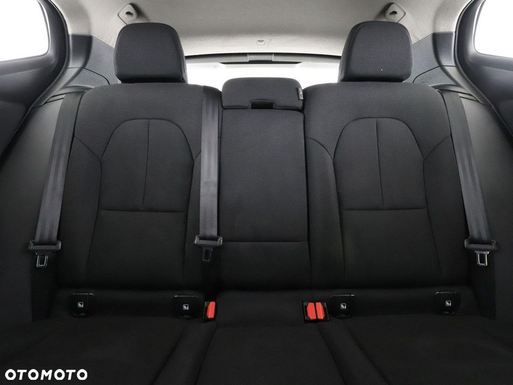 Volvo XC 40 D3 - 19