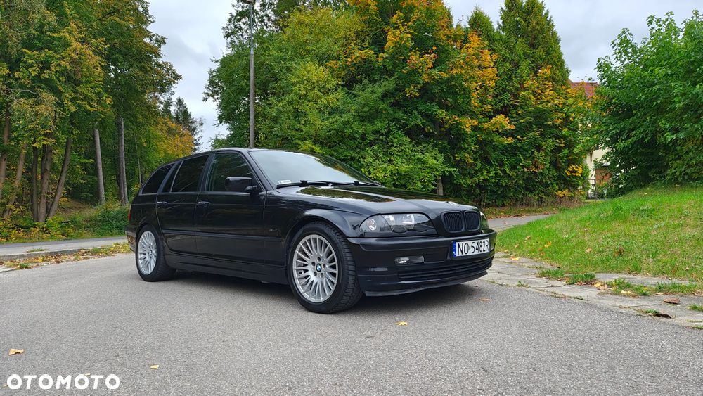 BMW Seria 3 318i - 11