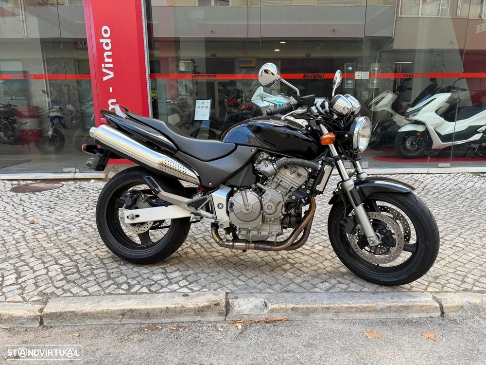 Honda Hornet - 2
