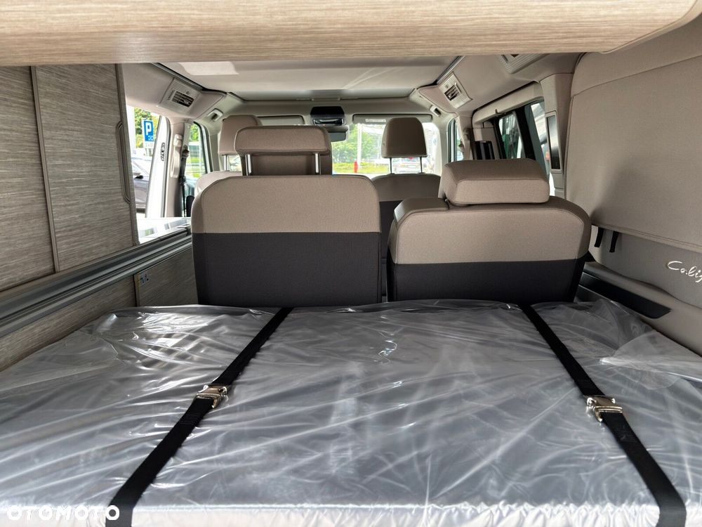 Volkswagen California - 17