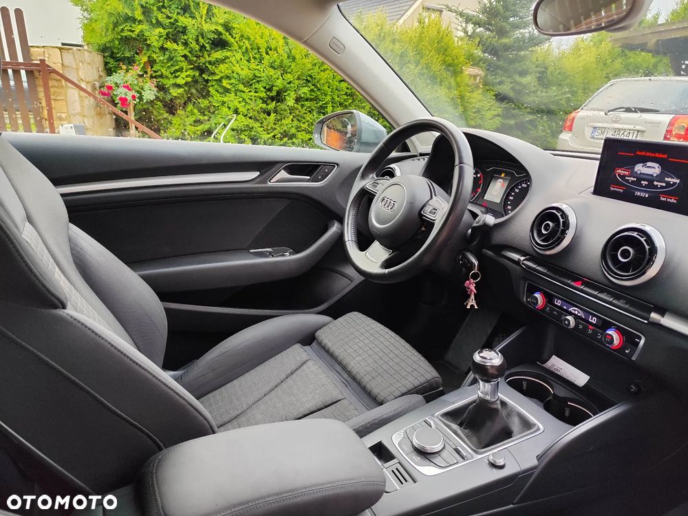 Audi A3 3-drzwiowe 1.4 TFSI Ambiente - 10