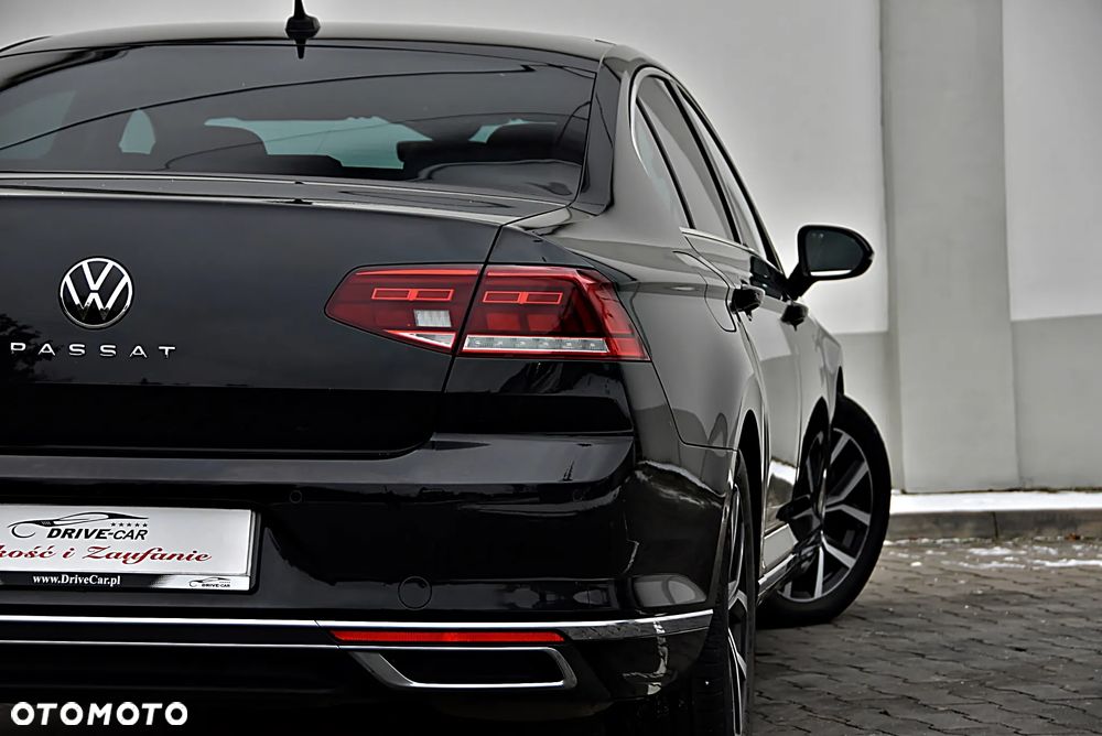 Volkswagen Passat 2.0 TSI Elegance DSG - 11