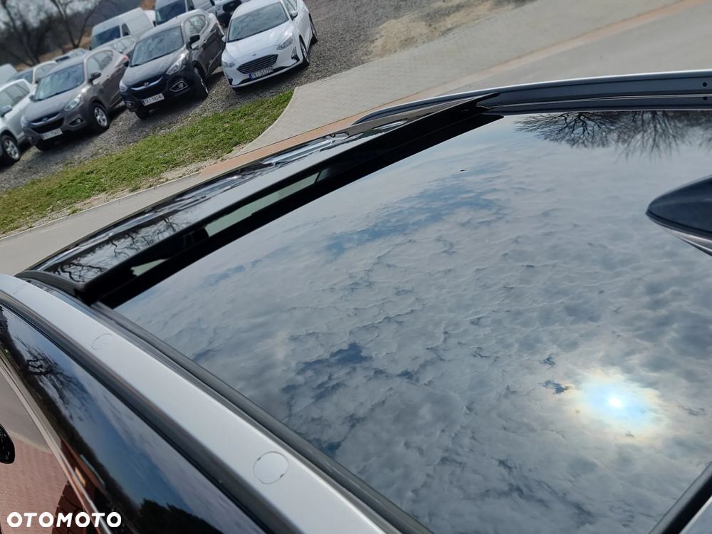 Kia Sportage 2.0 CRDI AWD Eco-Dynamics+ (48V M-H) PLATINUM - 19