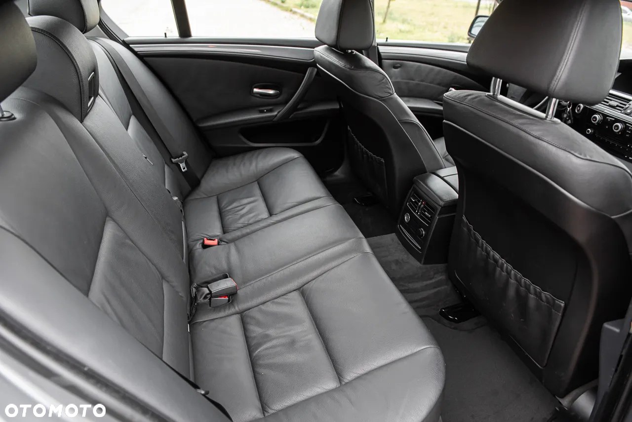 BMW Seria 5 530xd Edition Exclusive - 28