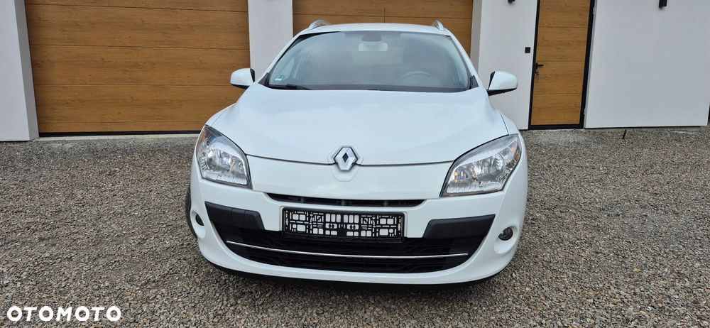 Renault Megane 2.0 16V Bose Edition CVT - 28