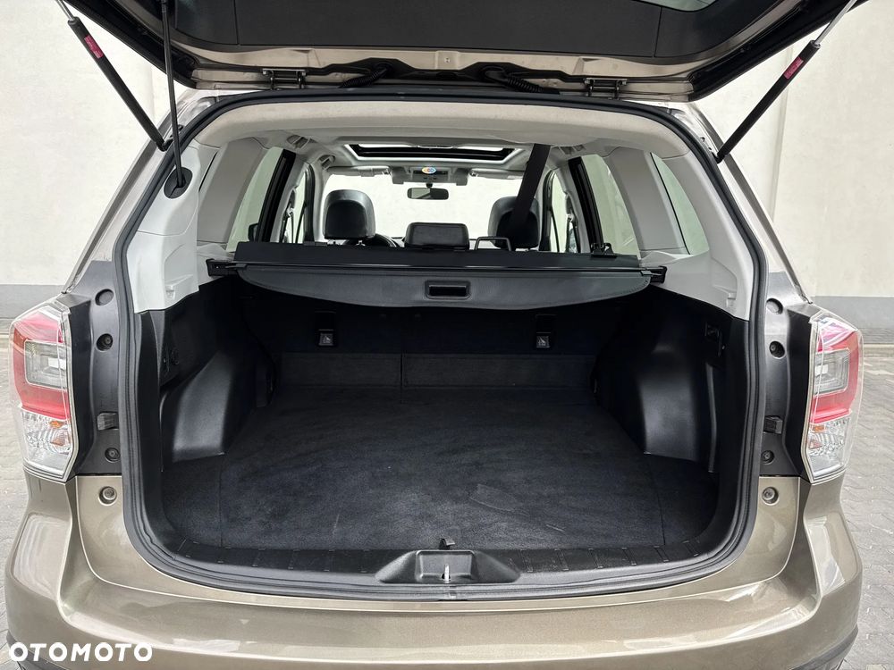 Subaru Forester 2.0 i Platinum (EyeSight) Lineartronic - 39