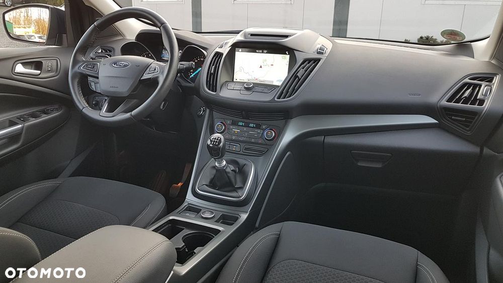 Ford Kuga 1.5 EcoBoost 2x4 Cool & Connect - 18