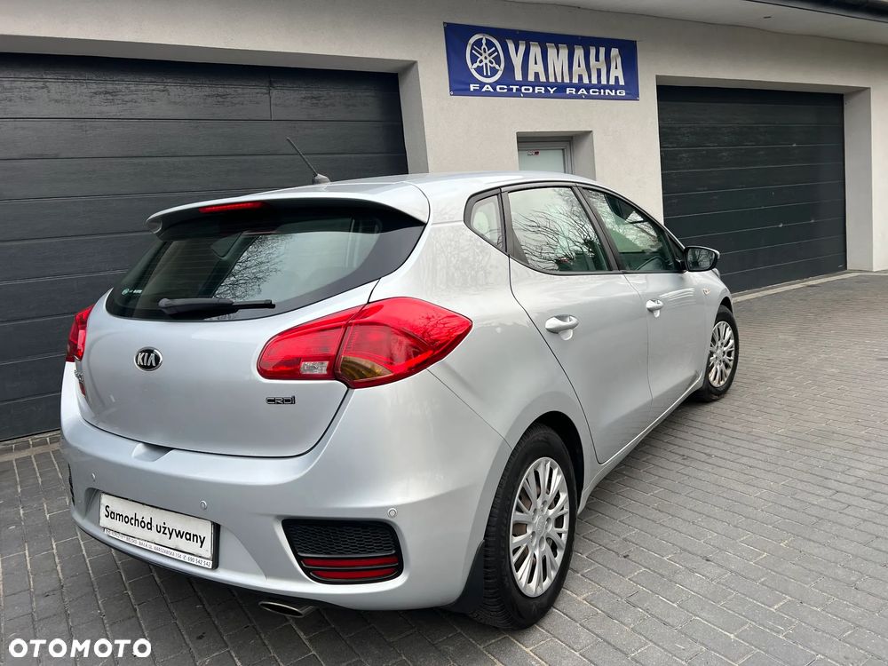 Kia Ceed 1.6 CRDi L - 8