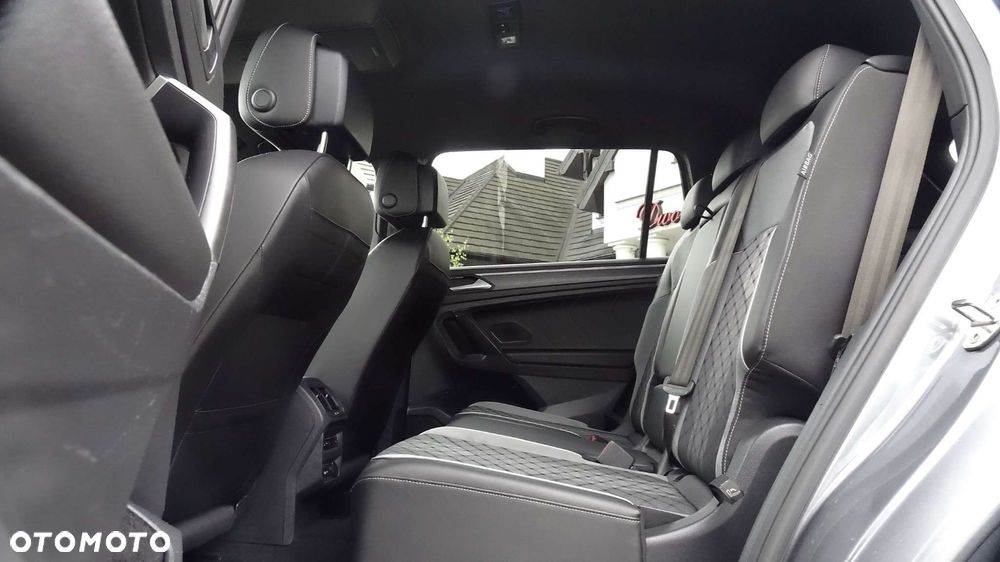 Volkswagen Tiguan - 23