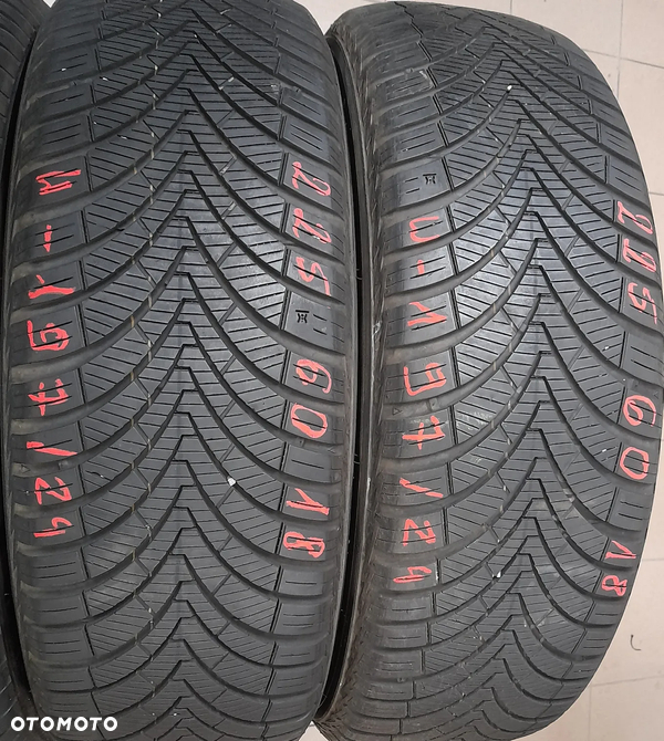 225/60r18 104V (W197/24)003 2szt 6mm Solus 4S HA32 KUMHO 2021r CAŁOROCZNE