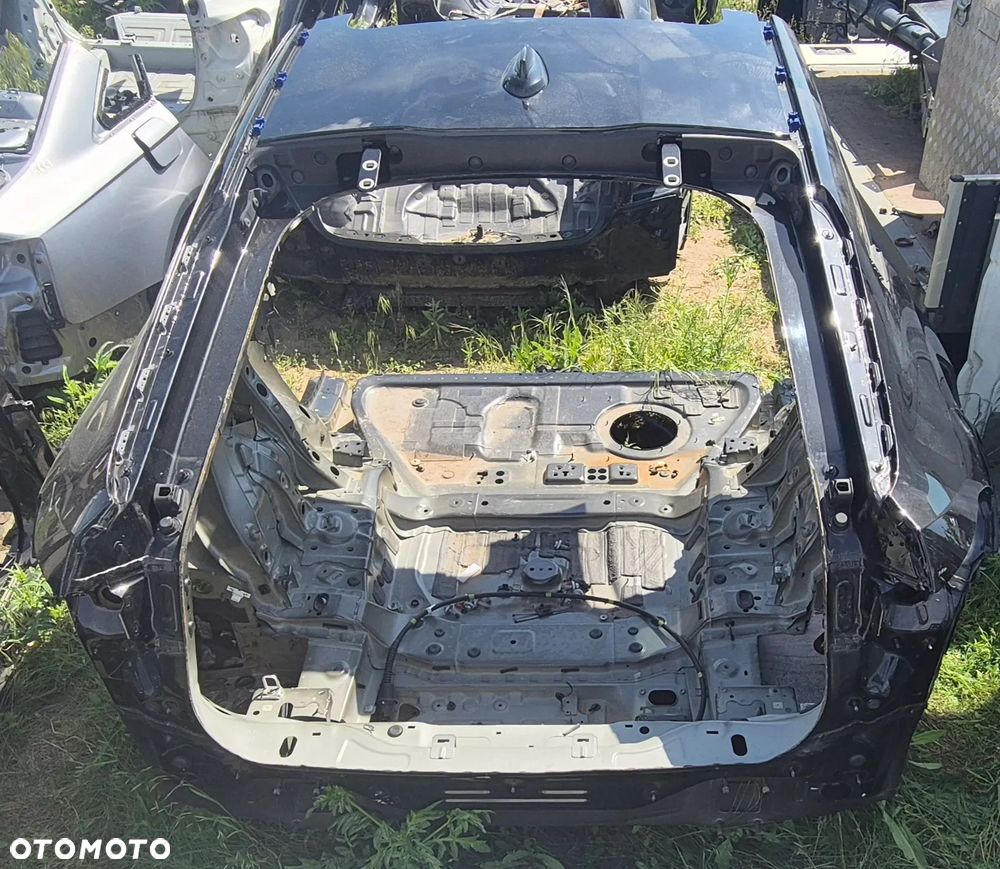 Dupa Wanna Dach Ćwiartka Błotnik Prawy Lewy Tył Tylny Poszycie Podłużnica BMW X6 G06 Czarne