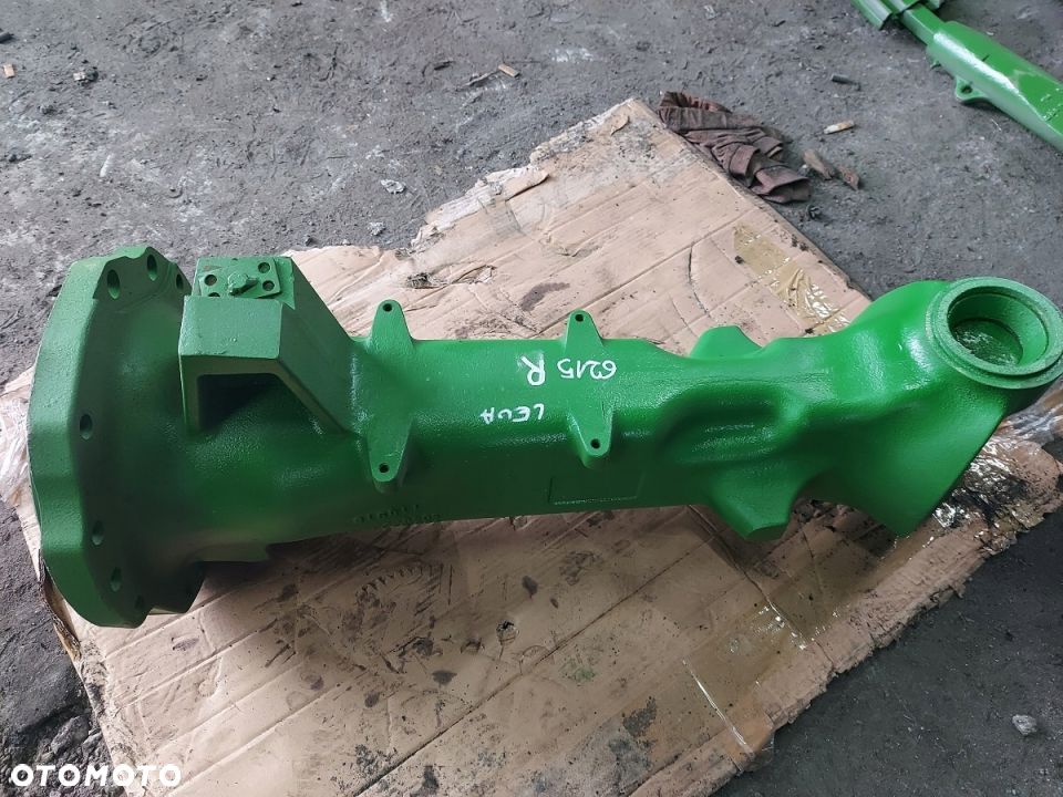 OŚ PRZÓD PRZEDNIA LEWA AL222984 JOHN DEERE 6215R - 3