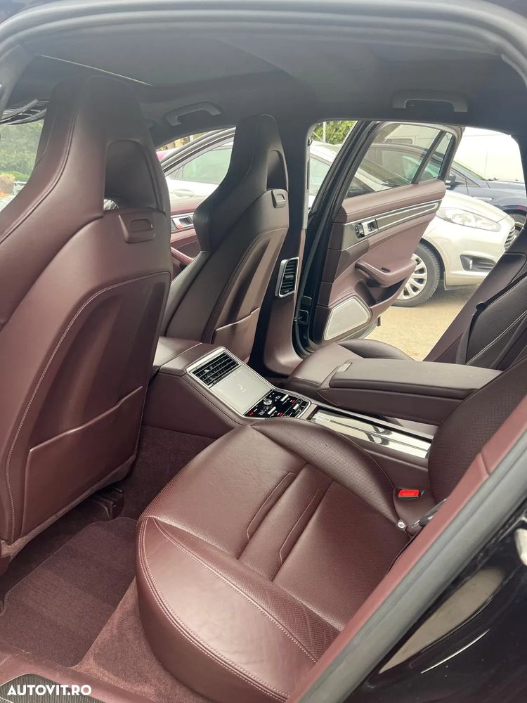 Porsche Panamera - 7