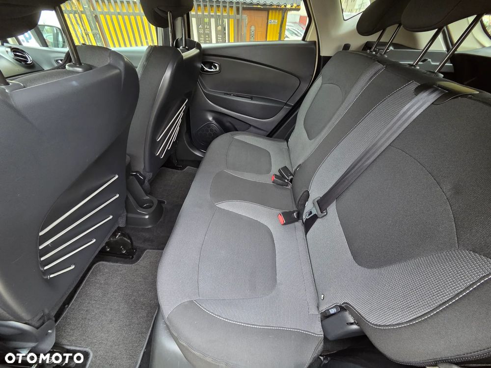 Renault Captur - 10