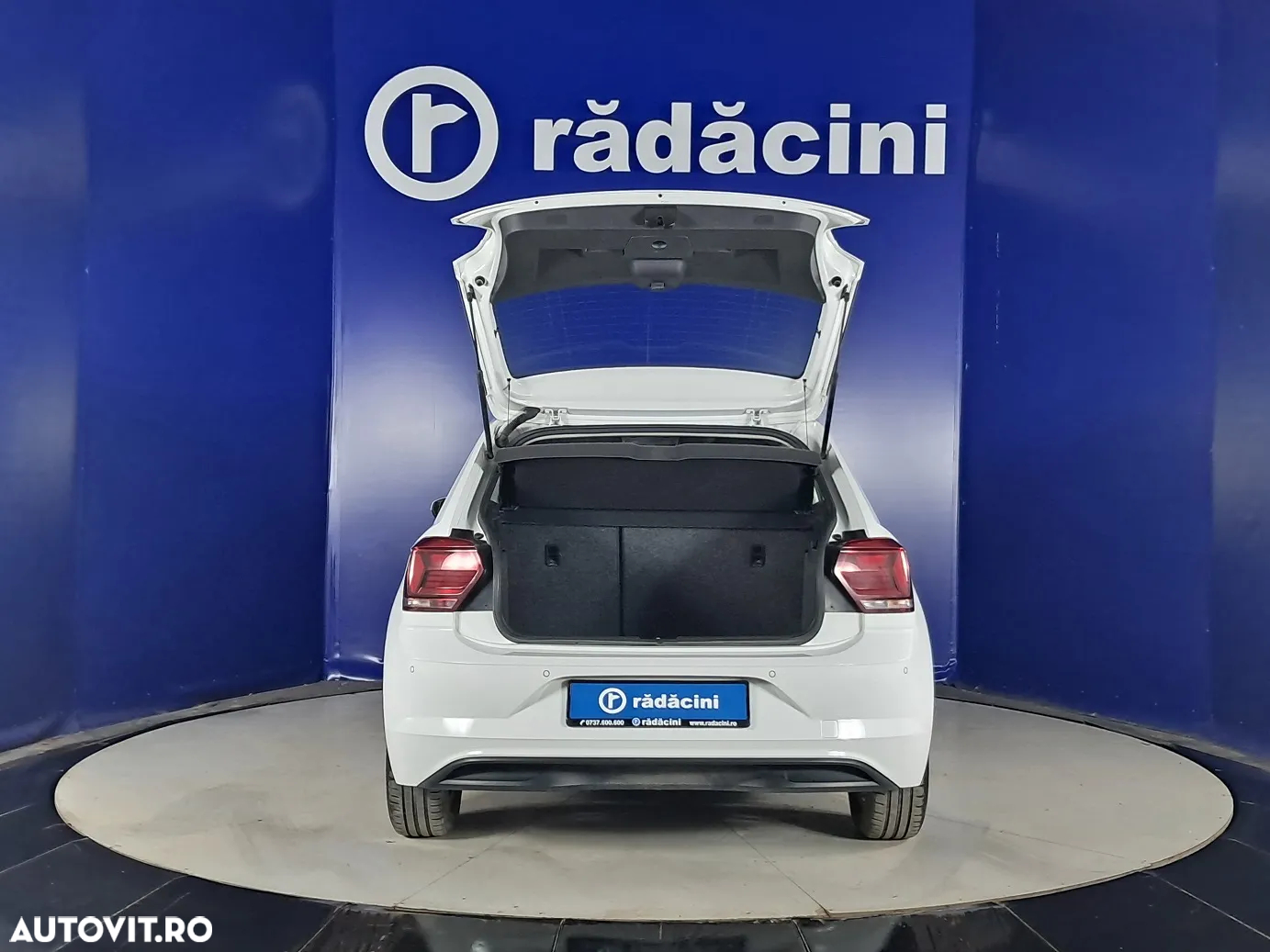 Volkswagen Polo - 17