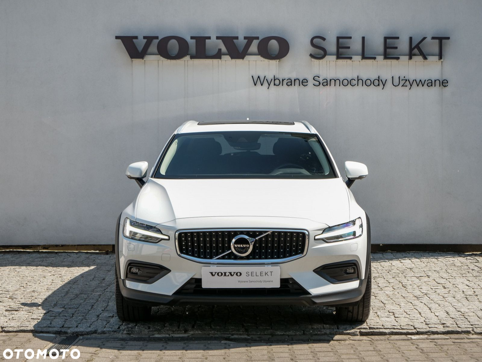 Volvo V60 Cross Country - 2