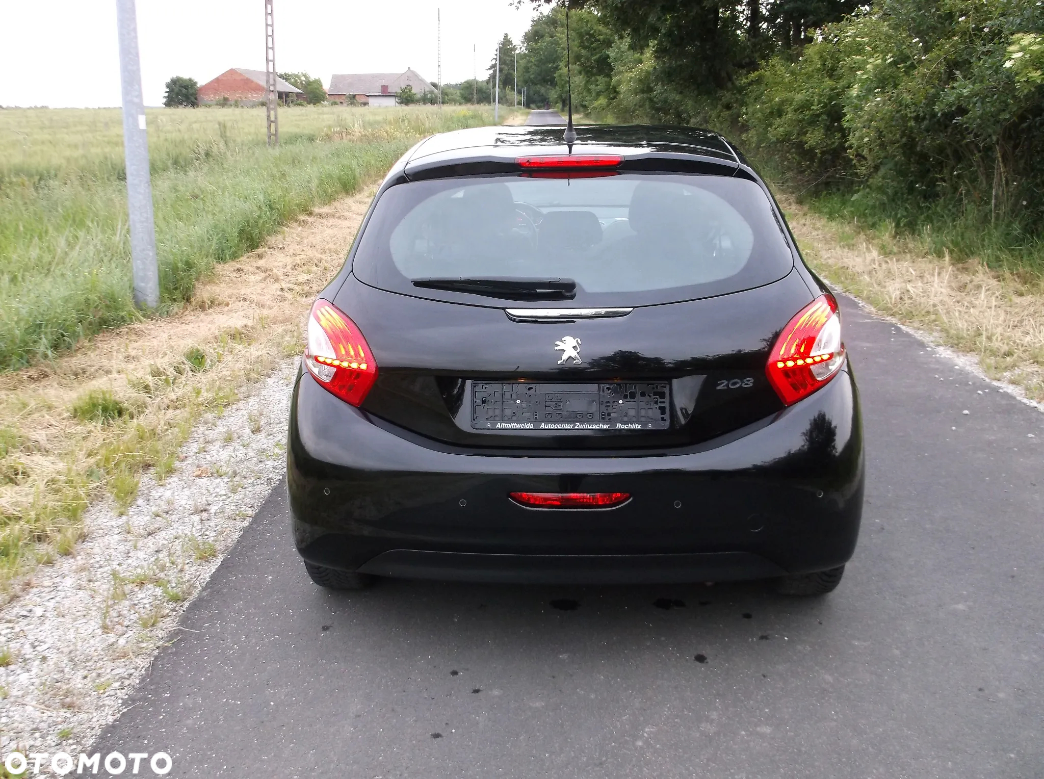 Peugeot 208 1.2 PureTech Allure - 32
