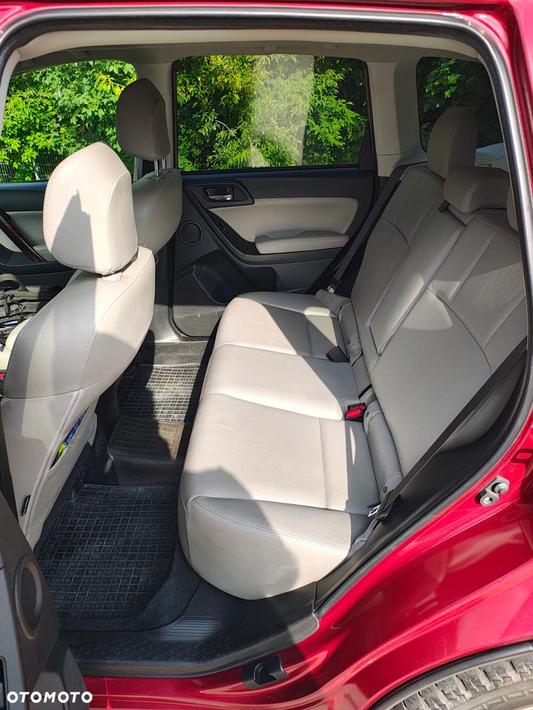 Subaru Forester 2.5 X Limited - 8