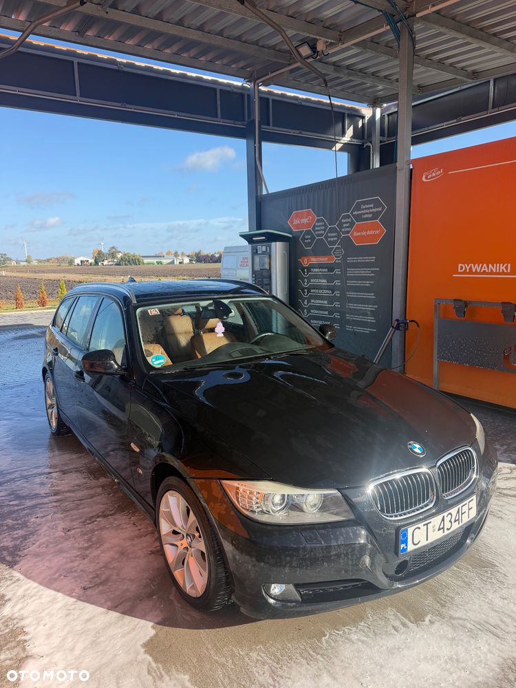 BMW Seria 3 320i - 10