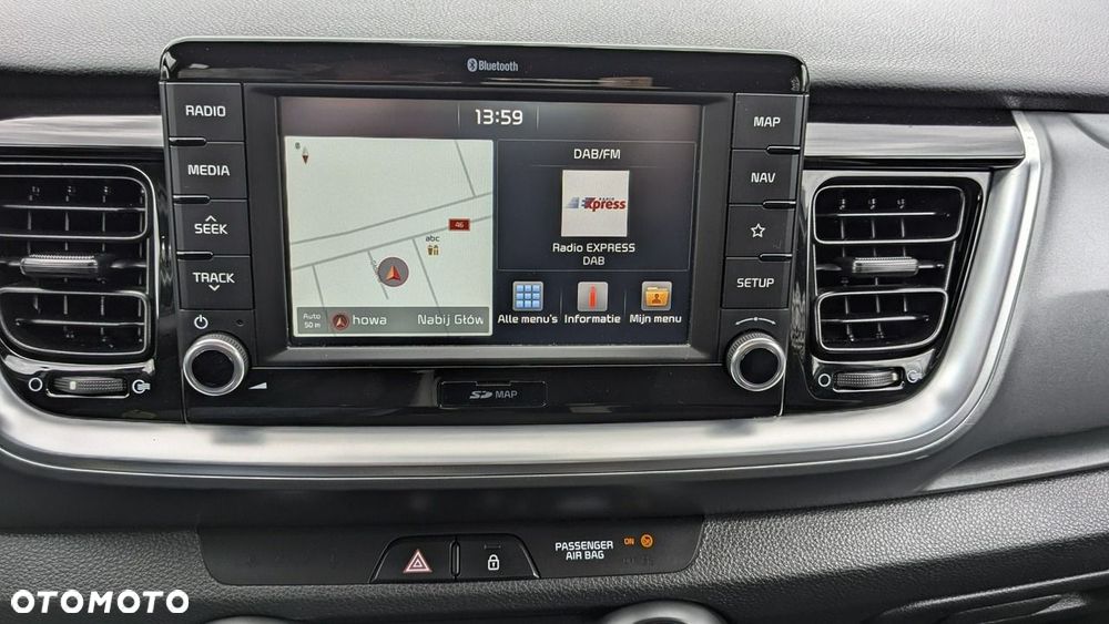 Kia Stonic - 25