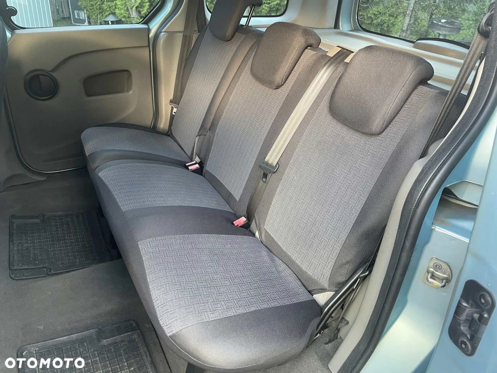 Renault Kangoo 1.5 dCi Privilege Plus - 11